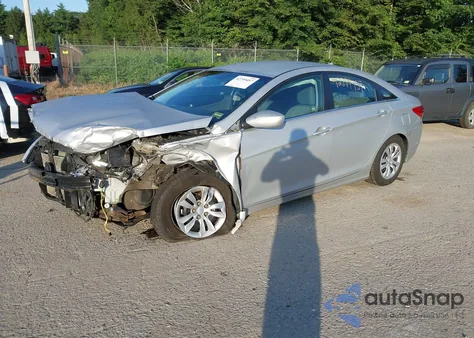 2011 Hyundai Sonata Gls from USA, damaged, VIN 5NPEB4AC5BH008780
